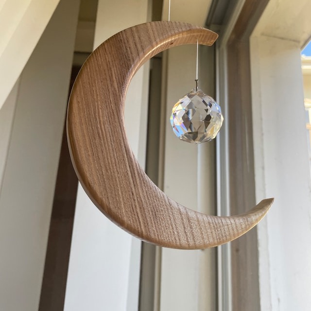 🌙Wooden Moon Crystal Suncatcher☀
