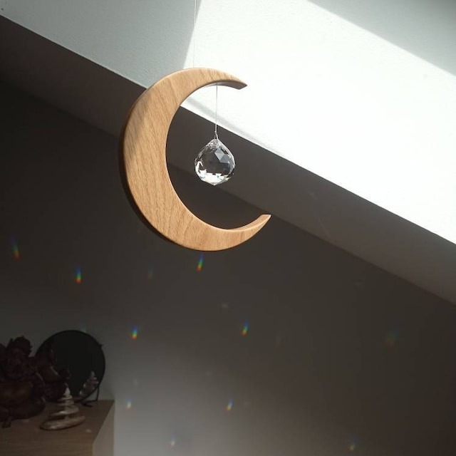 🌙Wooden Moon Crystal Suncatcher☀