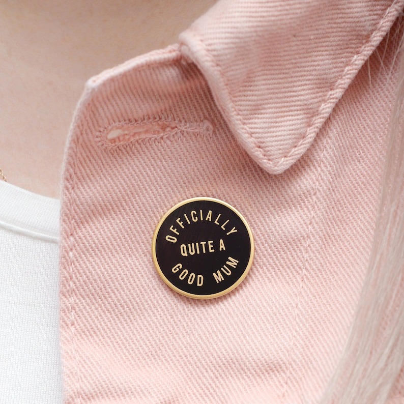 👨‍👧‍👦Officially Quite A Good Dad/Mum Pin