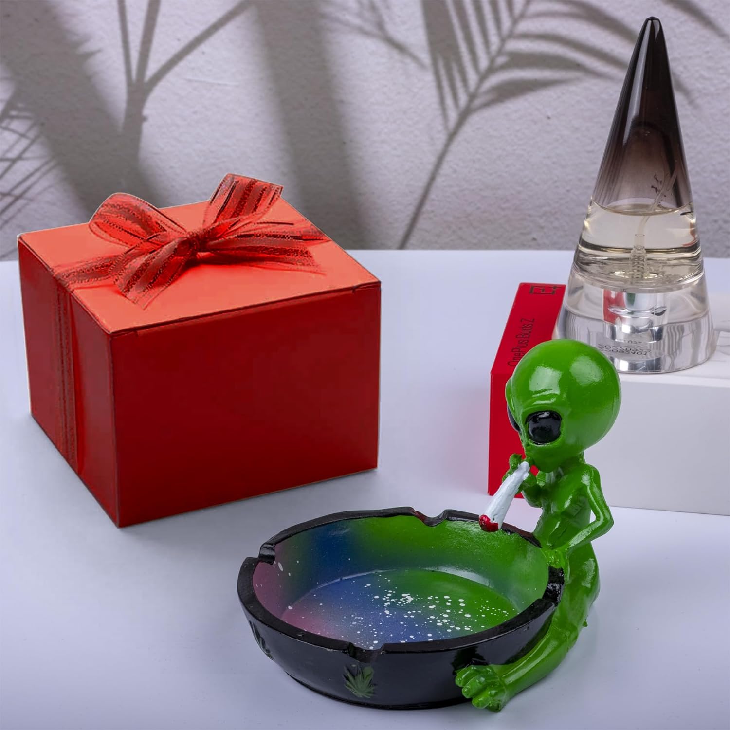 🎁Alien resin ashtray tabletop decoration gift
