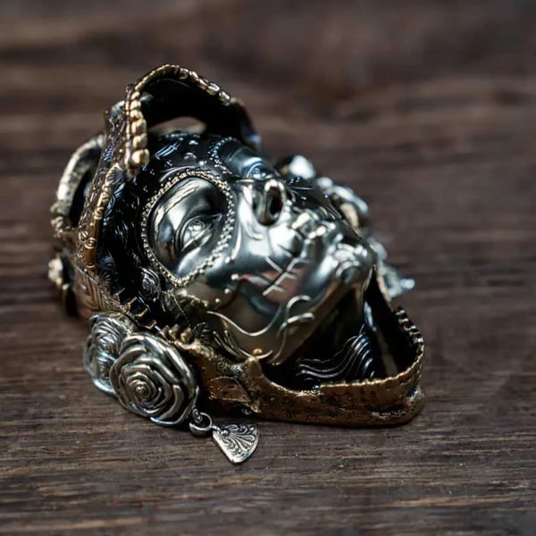 Handmade Metal Mechanical Skull – Magnetic Decoration