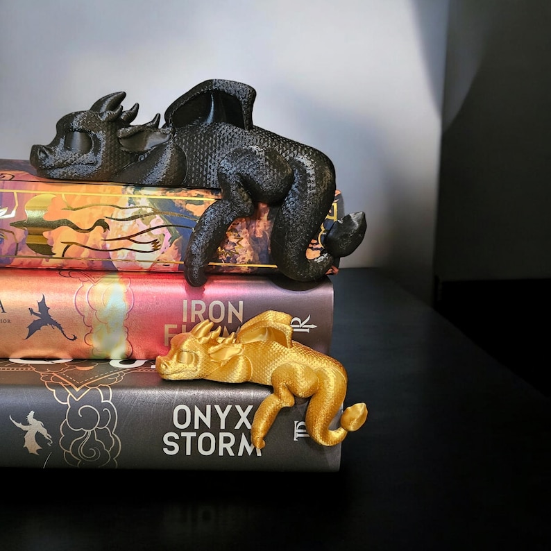 🐉💫Sleeping Dragon Bookshelf Decor