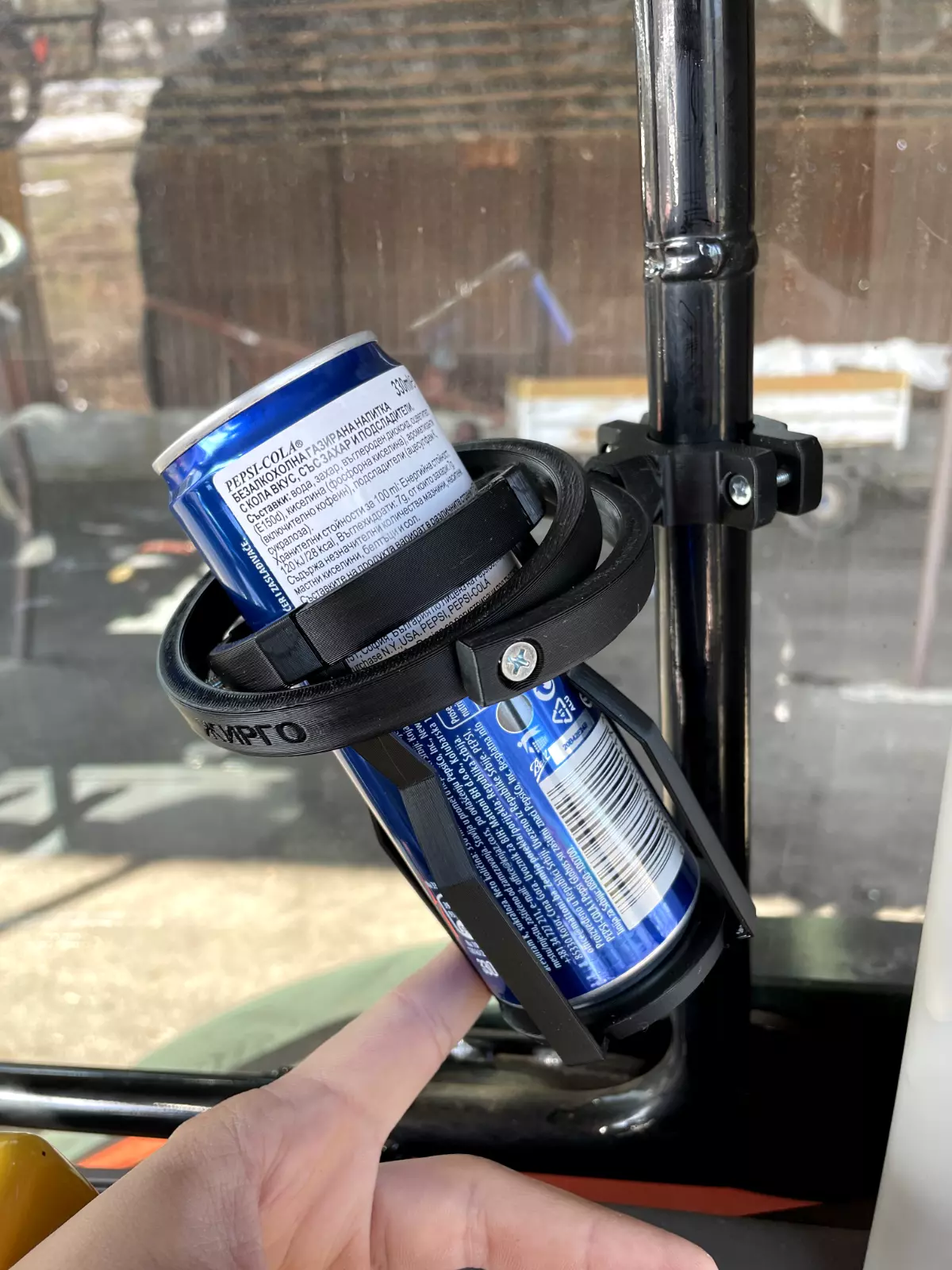 Gyroscopic Cup Holder