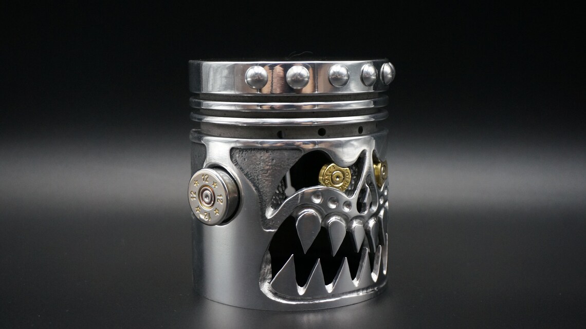 💀Piston Skull Sculpture