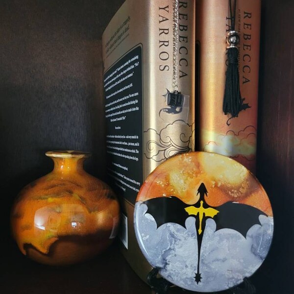 Fourth Wing Bookshelf Ornament