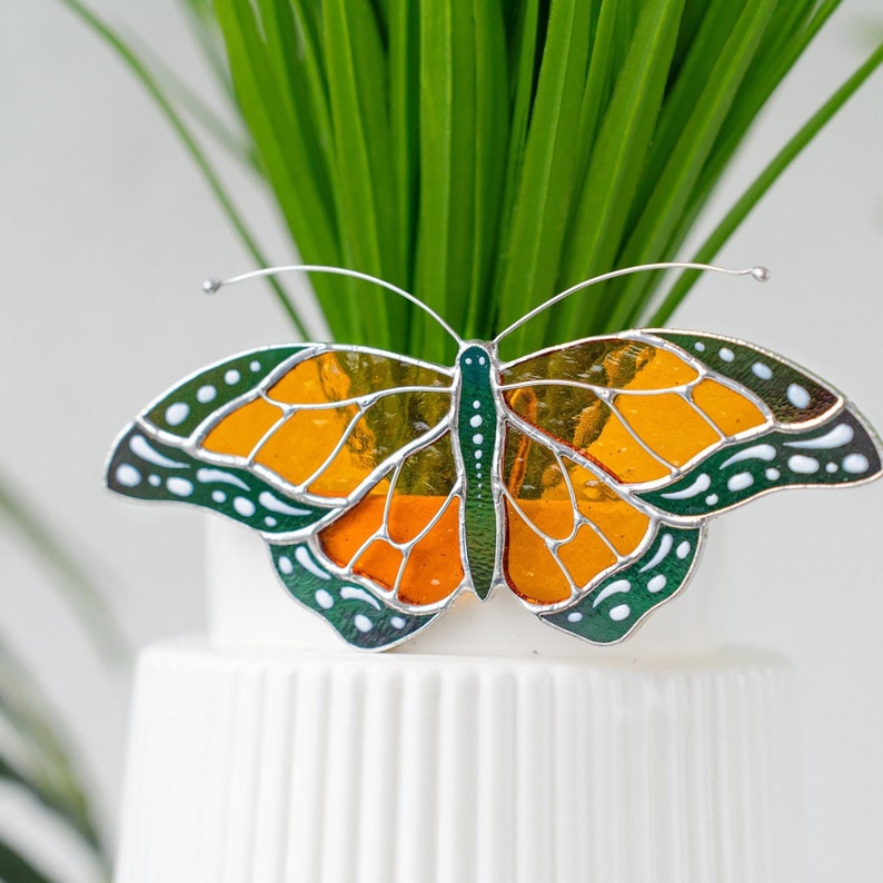 🦋Butterfly Stained Glass Suncatcher – Elegant Pot Decoration & Sunroom Accent