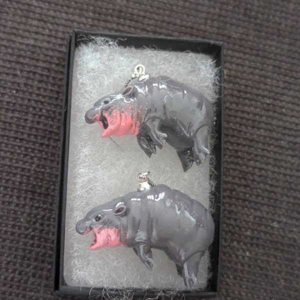 😍Moo Deng Hippo Earrings - Playful Charm in Every Detail