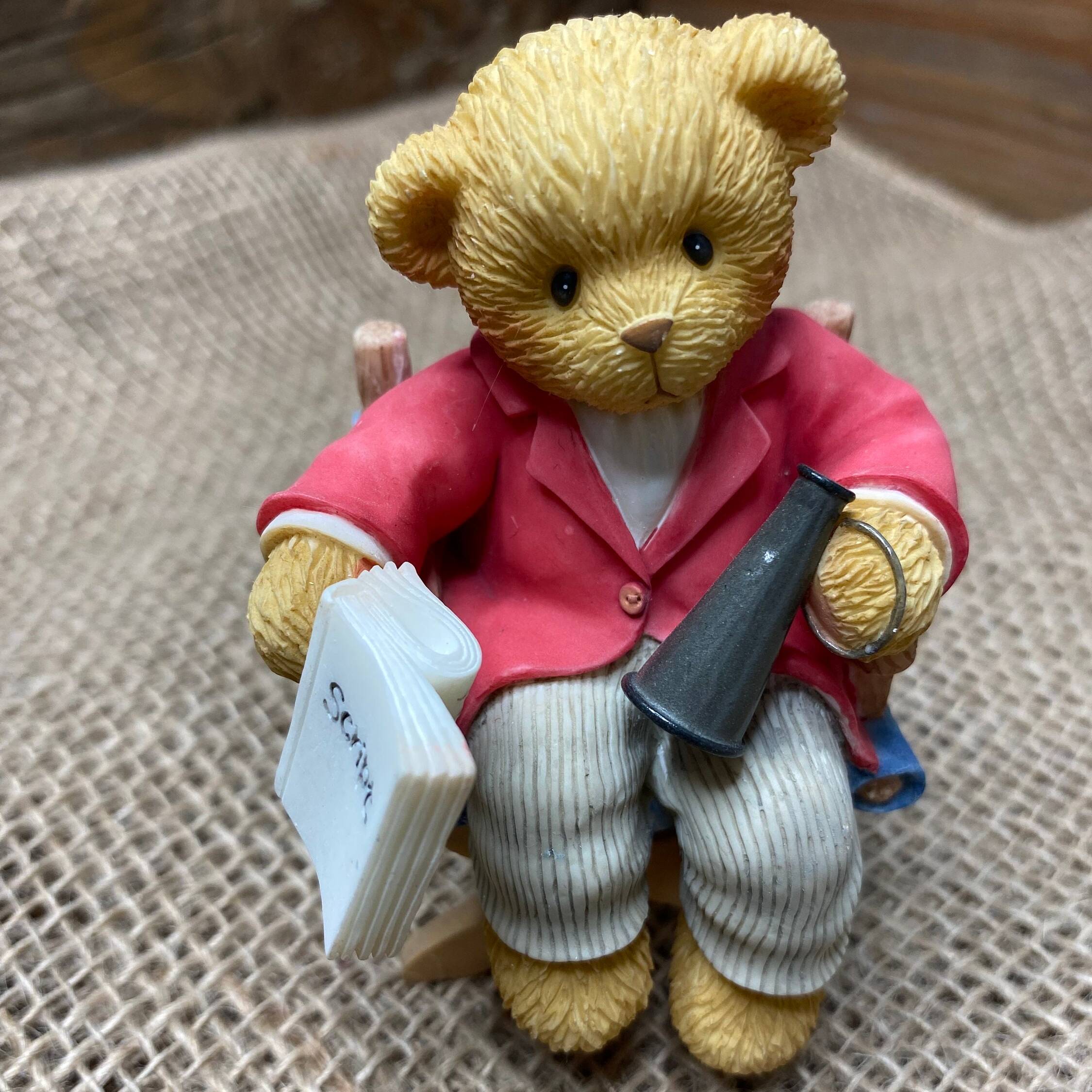 🧸Director Teddy Bear Figurine – The Perfect Addition to Your Gift