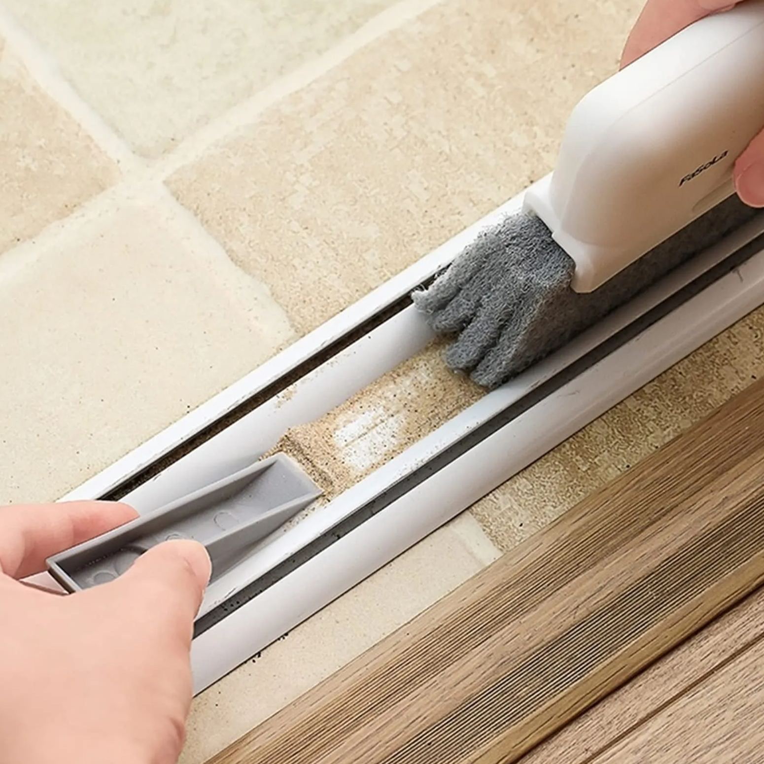 Window Groove Cleaning Brush