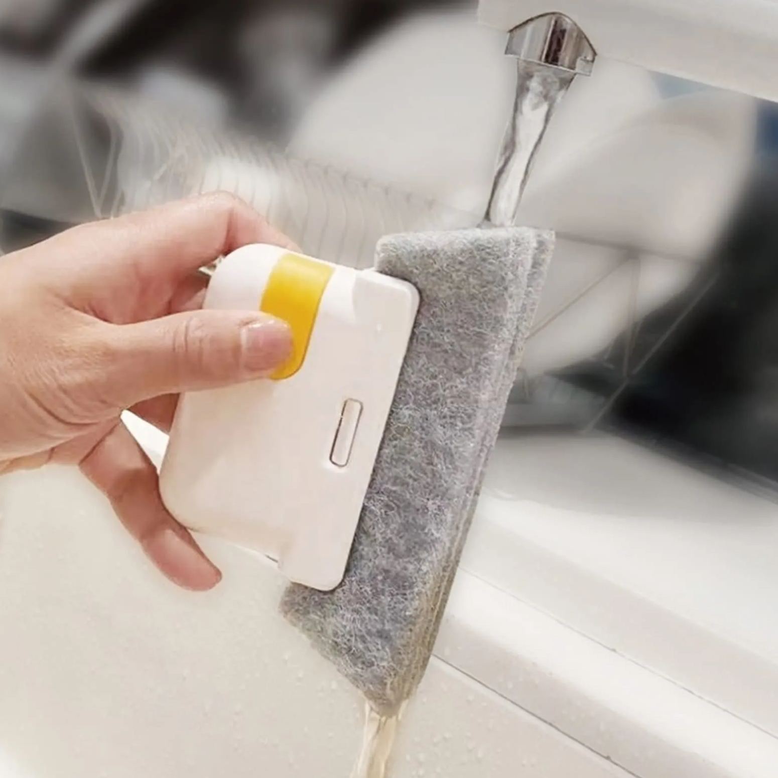 Window Groove Cleaning Brush