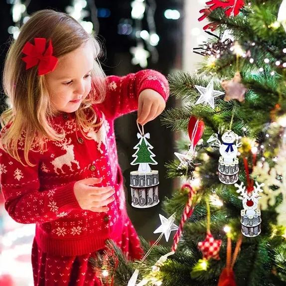 Unique Christmas Money Clip