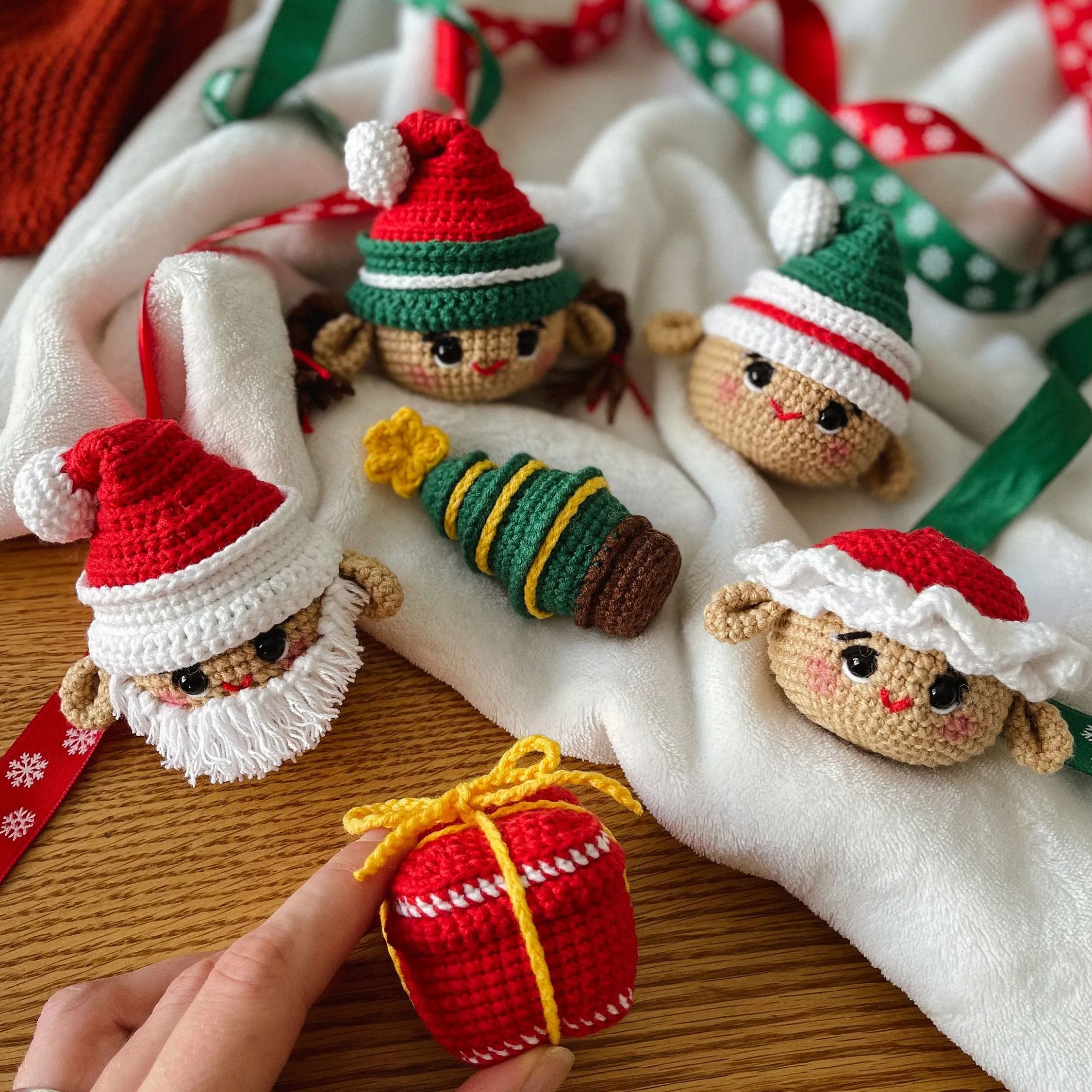 🎄Handmade Christmas decoration🎗The Claus Family🎗