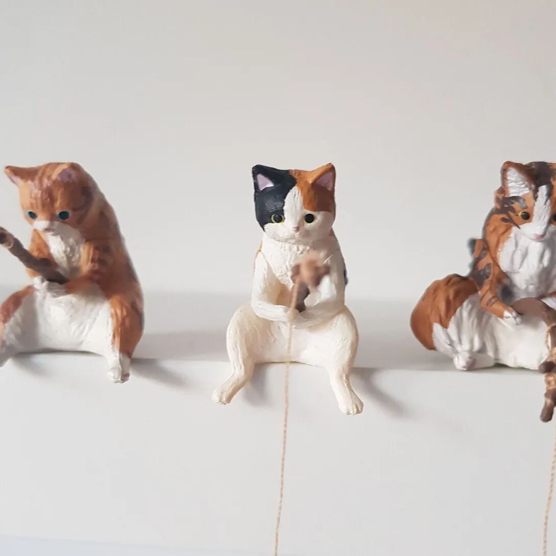 Miniature Cat Fishing Figurine😻