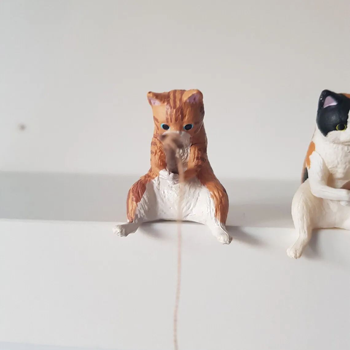 Miniature Cat Fishing Figurine😻