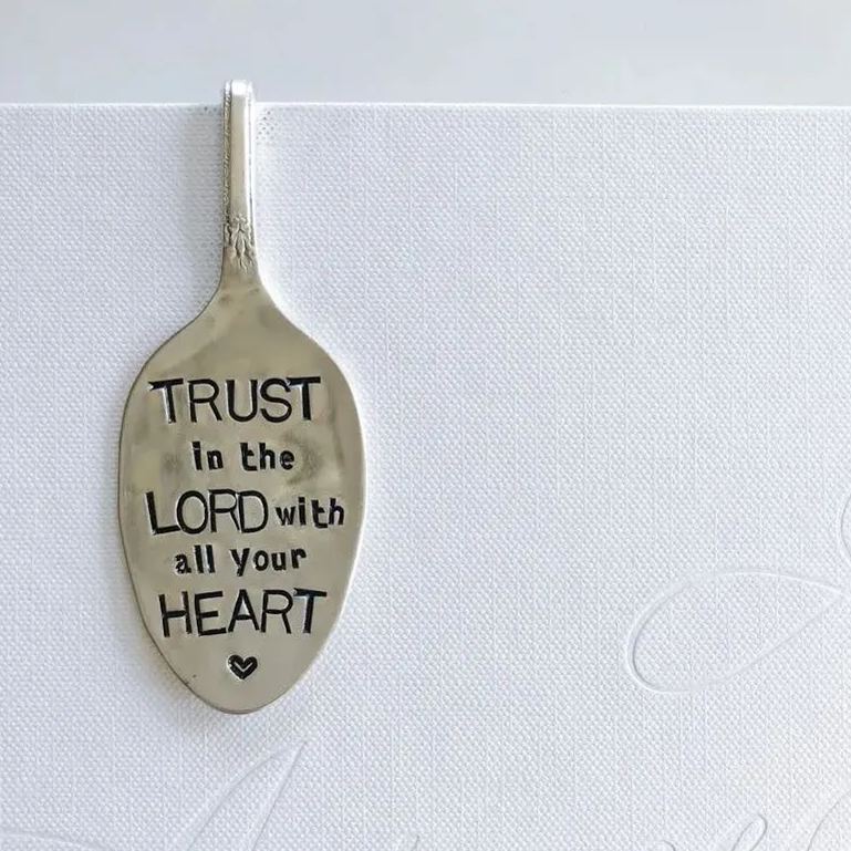 📕🎁Funny Spoon Bookmark -the perfect gift for a bookworm