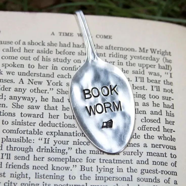 📕🎁Funny Spoon Bookmark -the perfect gift for a bookworm