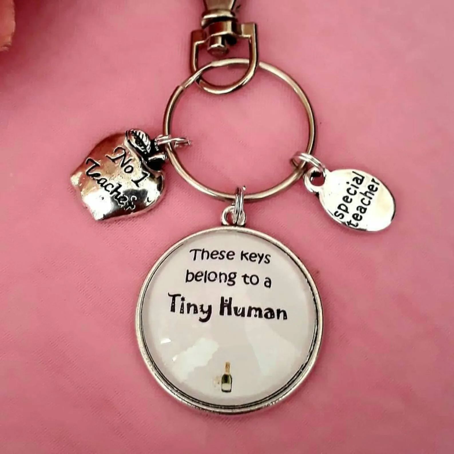 Cute keyring-for your favorite teachers/families/friends/neighbors