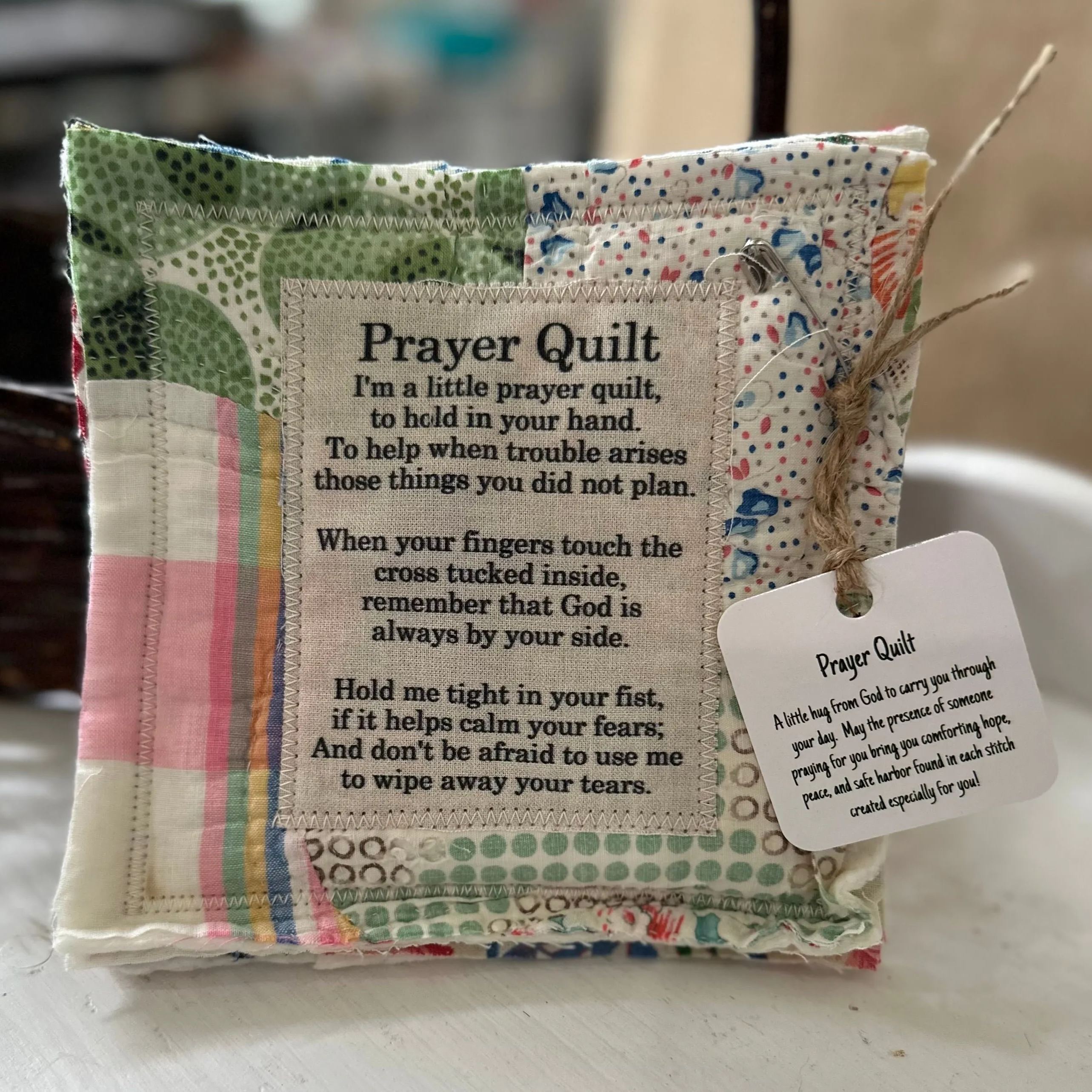 ✝️Prayer Quilt With Cross Inside