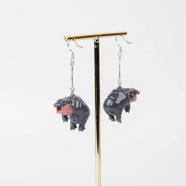 😍Moo Deng Hippo Earrings - Playful Charm in Every Detail