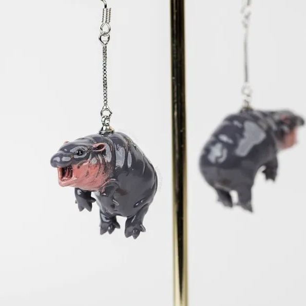 😍Moo Deng Hippo Earrings - Playful Charm in Every Detail