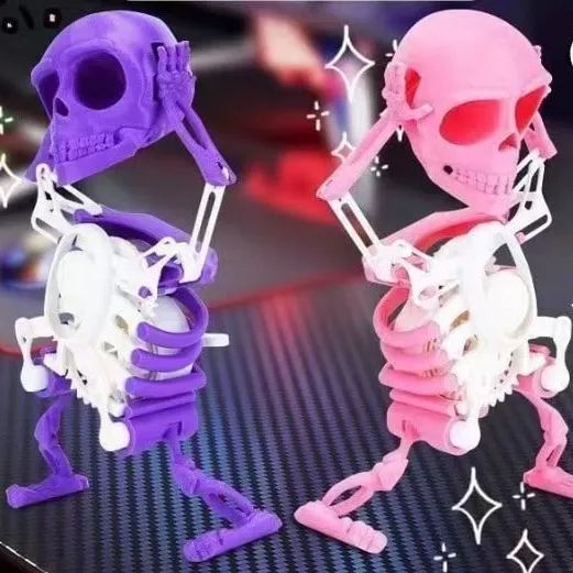 Dancing and Swinging 3D Skull Toy🎉