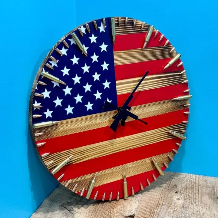 LAST DAY 70% OFF - 🔥Handmade Patriotic American Flag Clock
