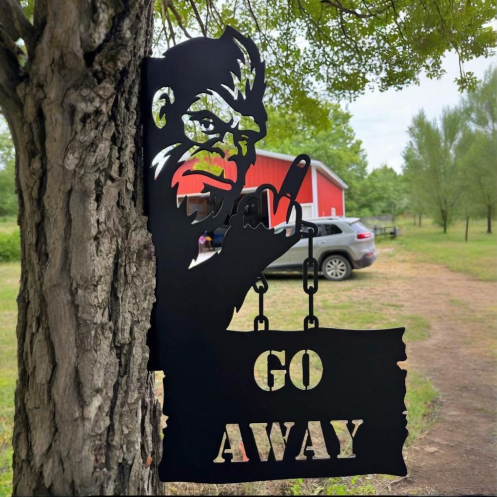 🖕✨Peeking Bigfoot "FAFO" Metal Yard Decor