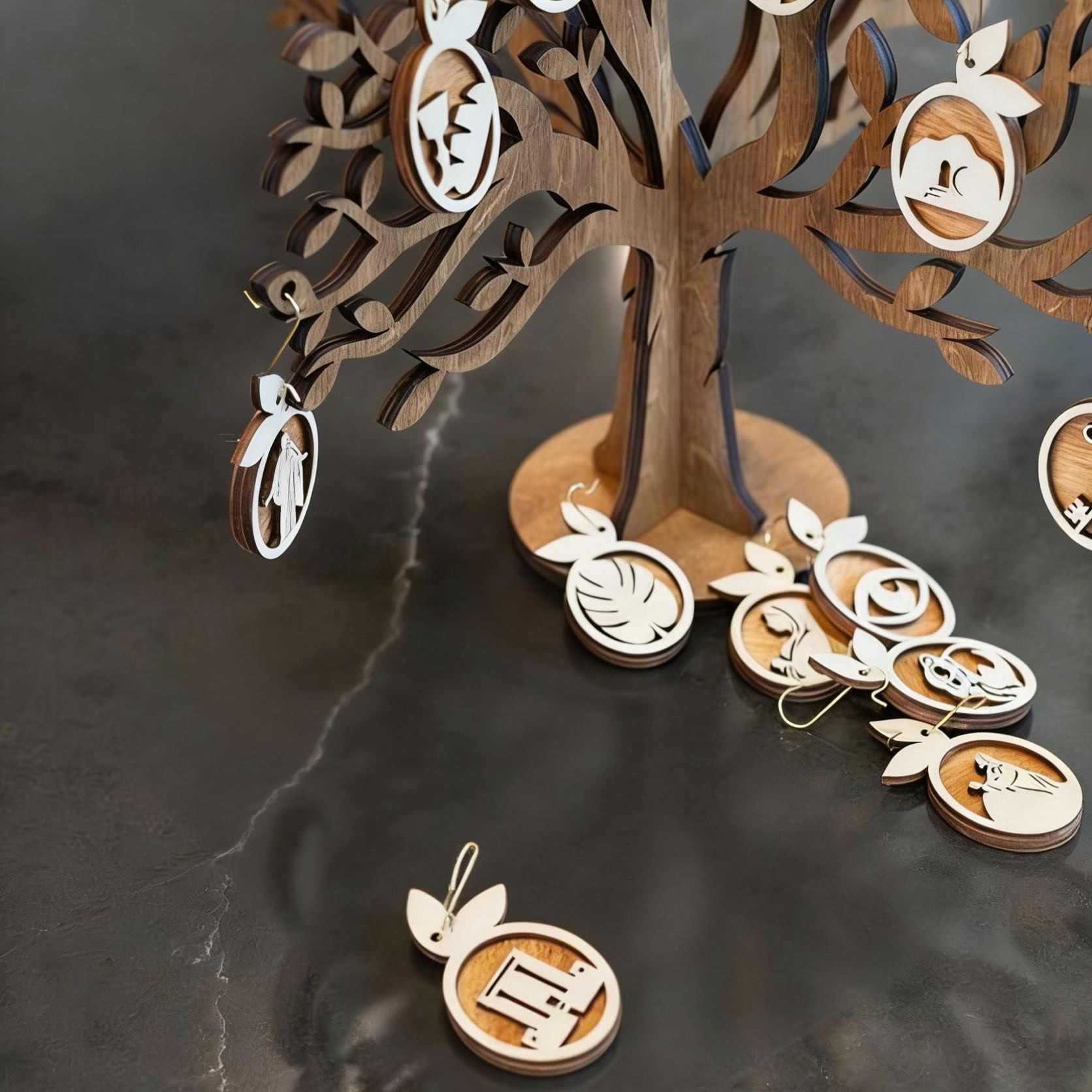 The 12 Days of Easter Tree