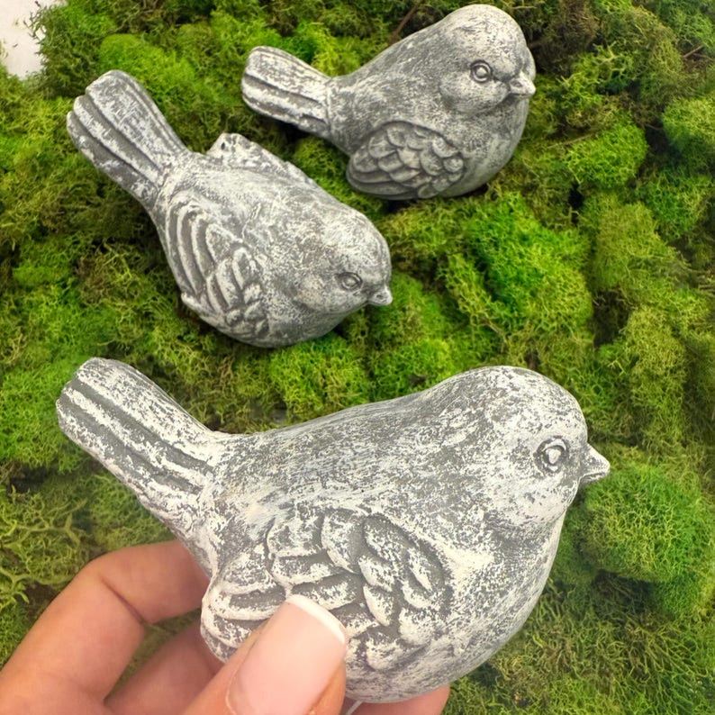 🐦 Set of 3 Concrete‑Look Resin Birds – Handcrafted Garden & Shelf Decor