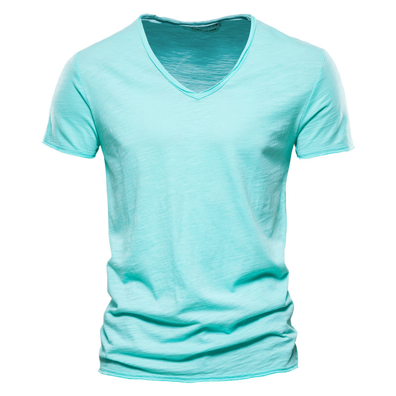 Men's Textured Solid Color V-neck T-shirt