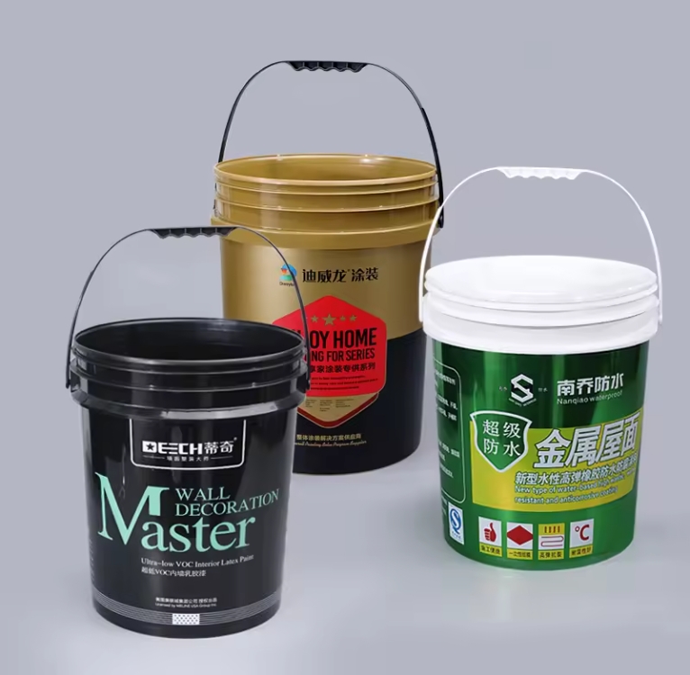 Application of Plastic Buckets in Agriculture: Pesticide, Fertilizer and Water Storage