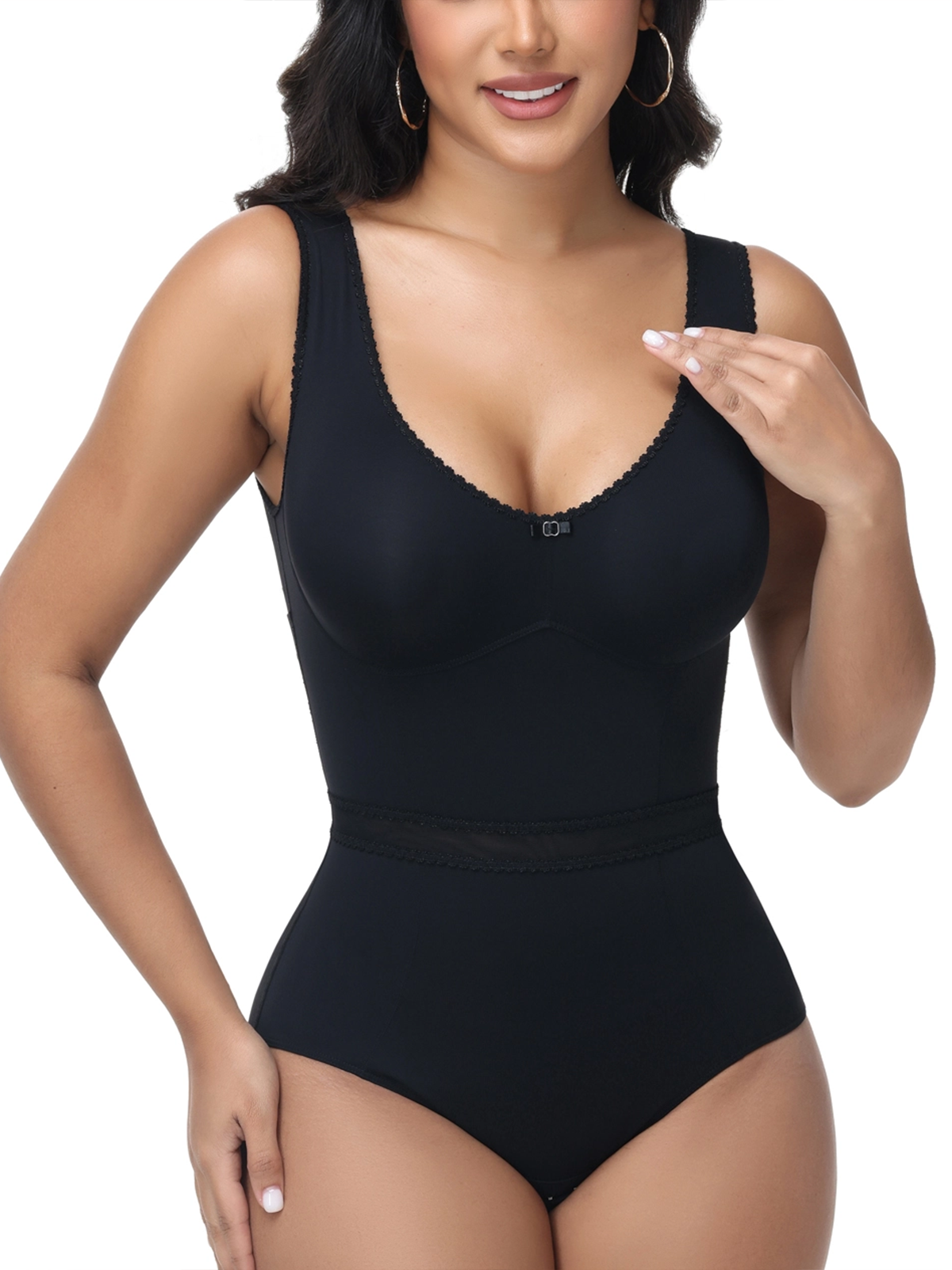Figure-Shaping Lace Bodysuit for a Slim Waist