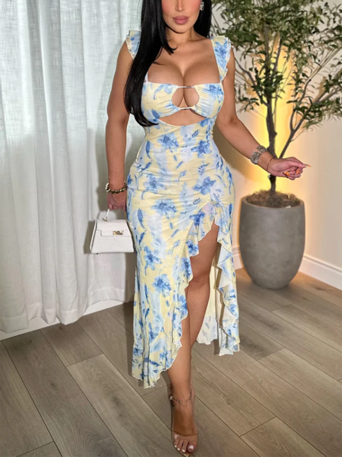 Gentle And Sexy Slim Fit Bevel Lace Long Dress