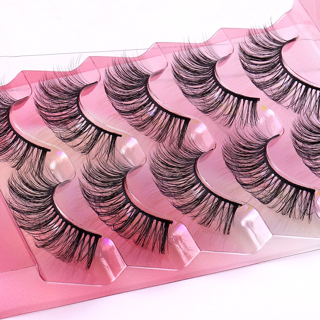 Charming Natural Look Lashes