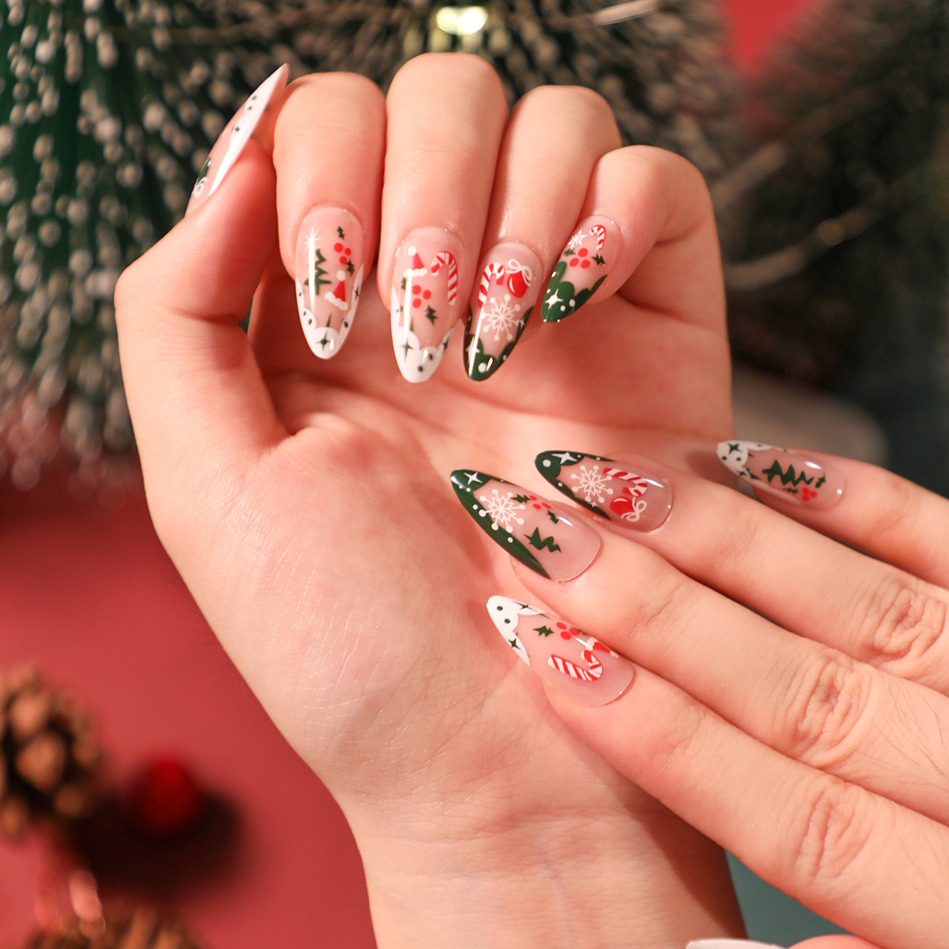 Christmas French White and Green Nail Art Nail Pads