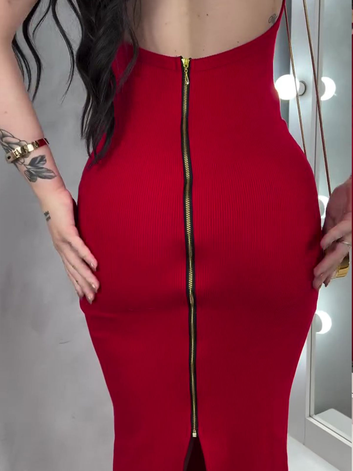 Bust Enclosed Fitted Zip-up Dress