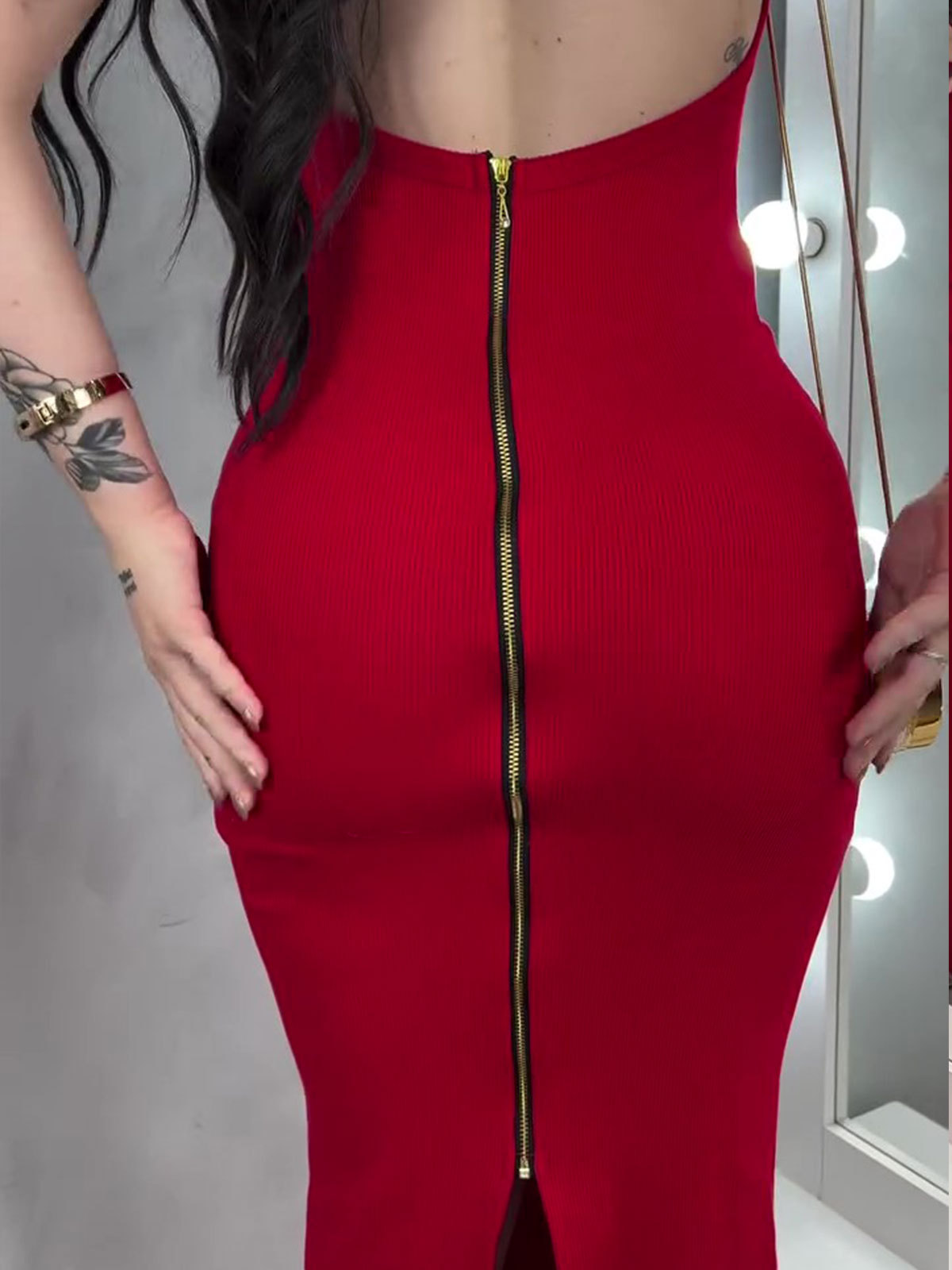 Bust Enclosed Fitted Zip-up Dress