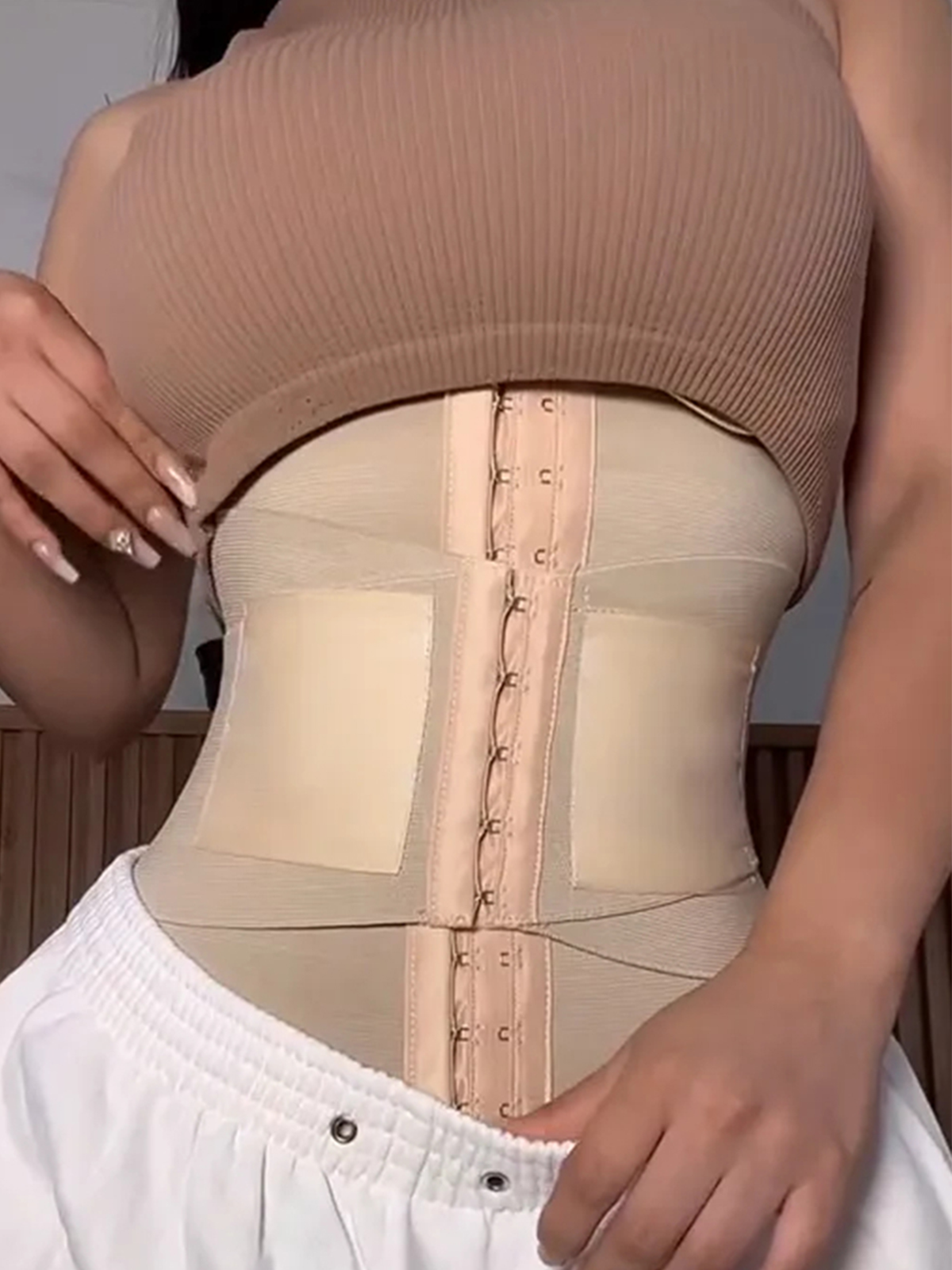 Invisible Velcro Hourglass Type Waist Trainer