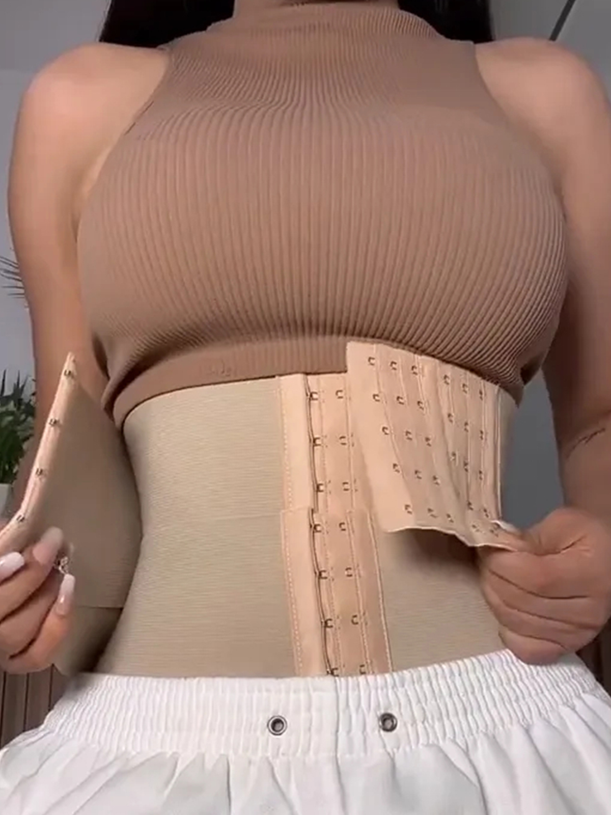 Invisible Velcro Hourglass Type Waist Trainer