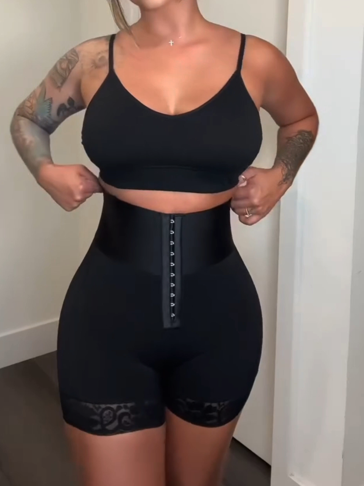 Tummy Shaping Firm Compression Short Shapewear With Hooks