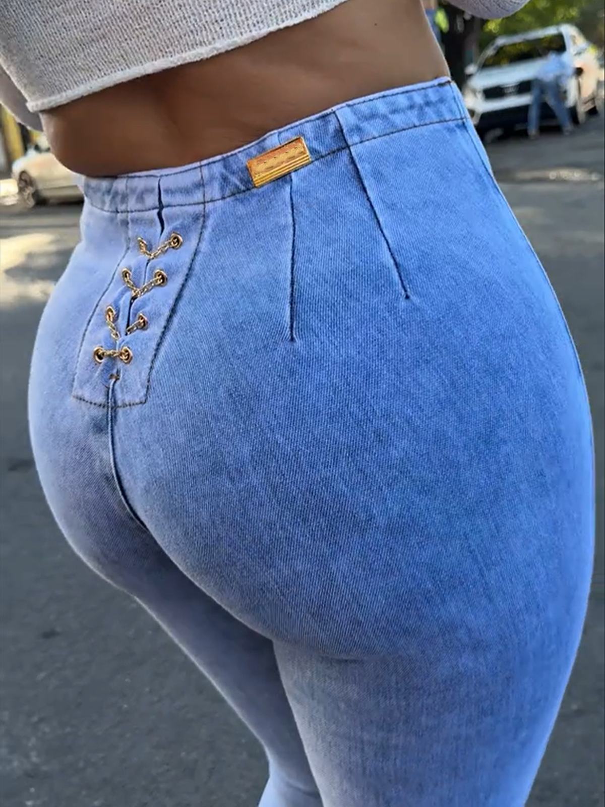 Chained High-Waist Elastic Jeans (Pre-Sale)