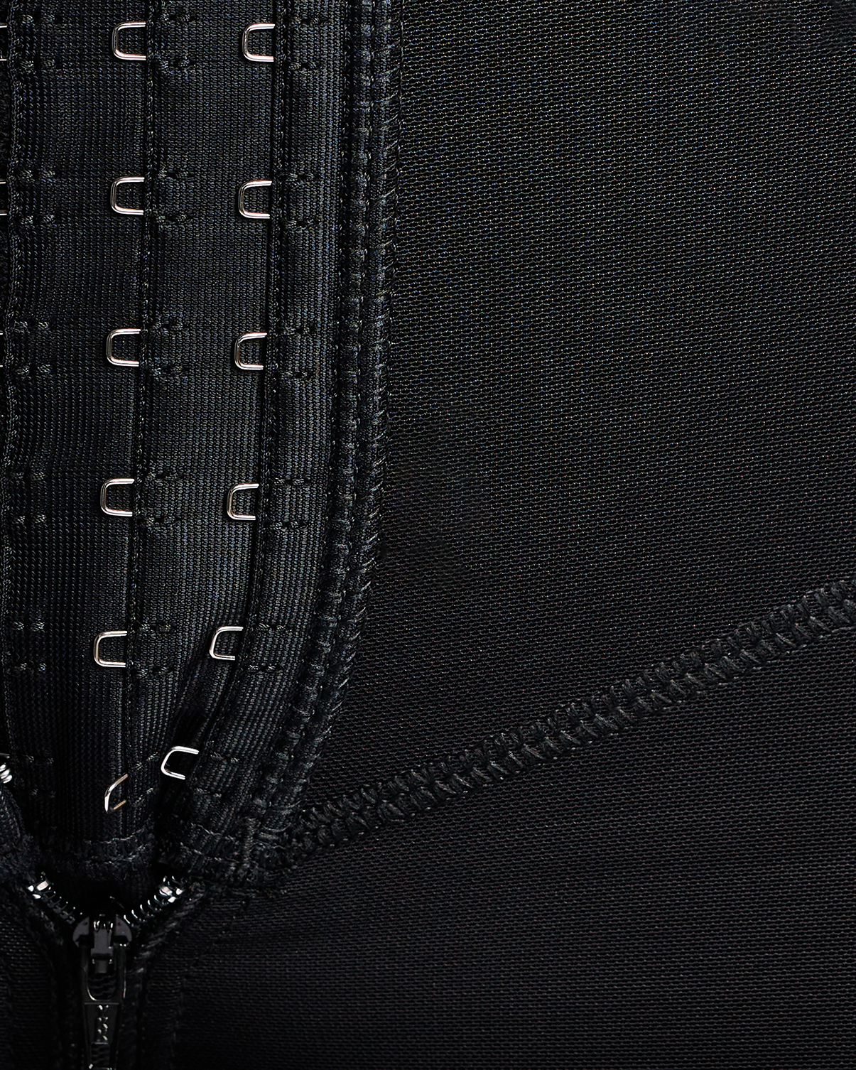 Hourglass - Knee length Shapewear