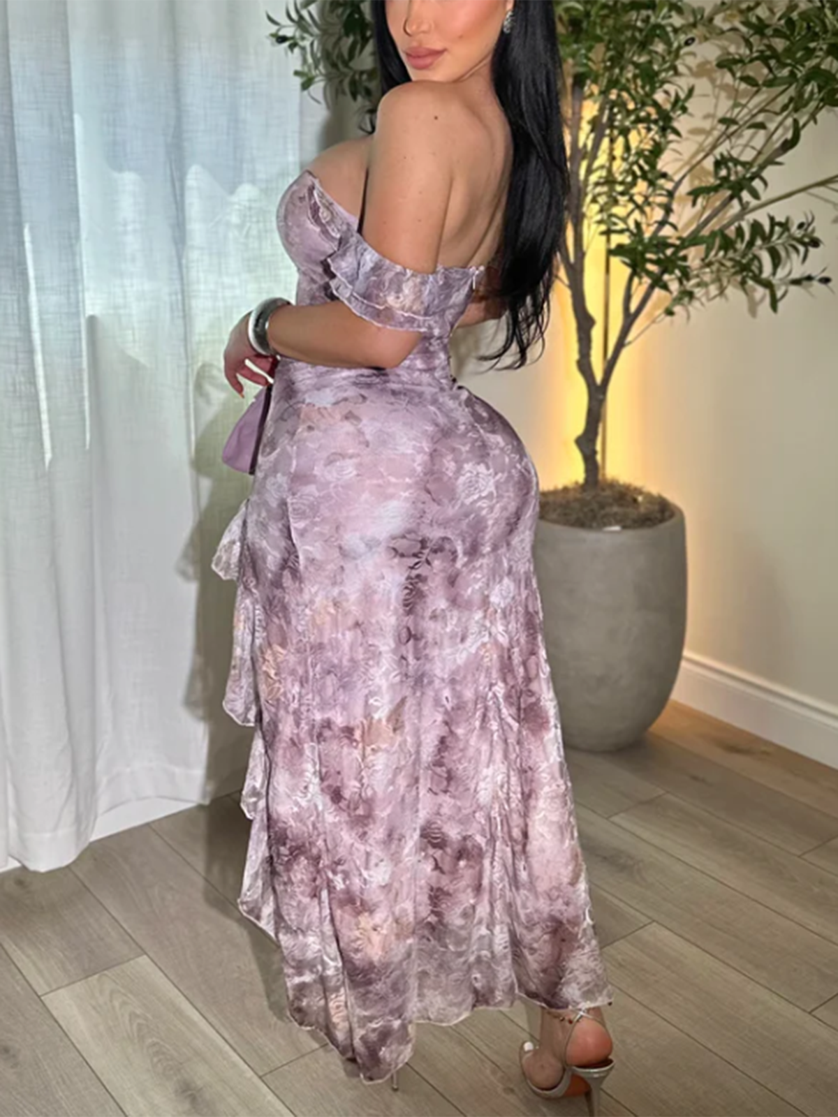 Gentle And Sexy Slim Fit Bevel Lace Long Dress