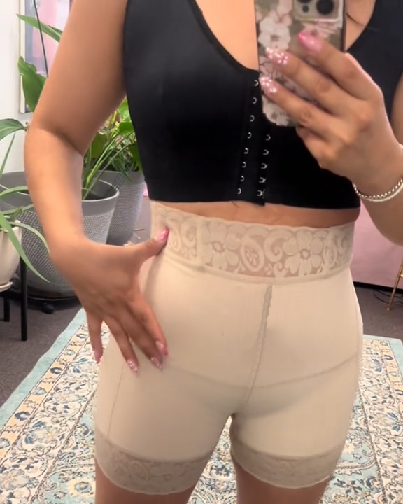 ChicCurve Seamless Butt Push Up Shaper Lace Short