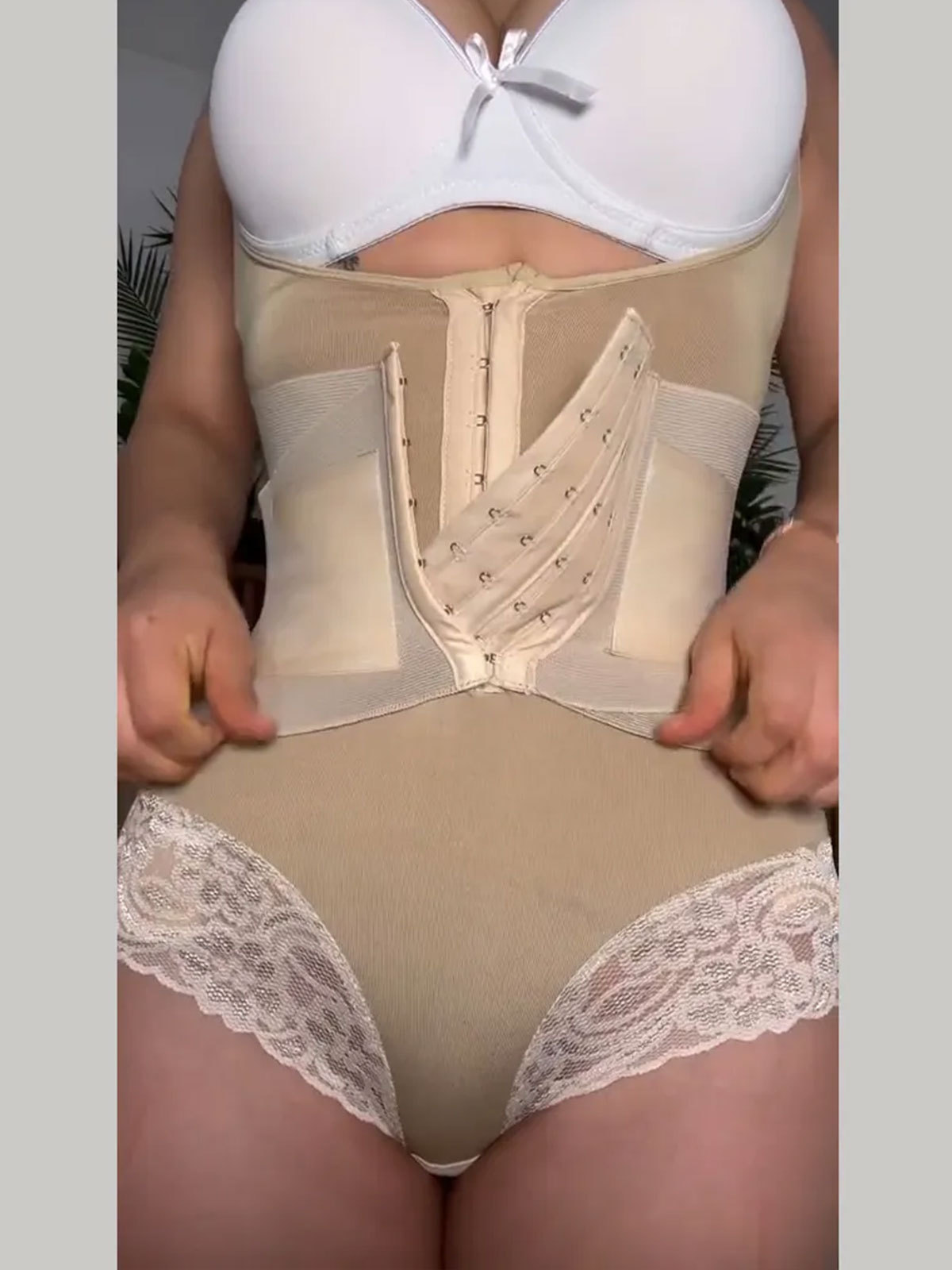 Hourglass Premium Bodysuit Thick Strip