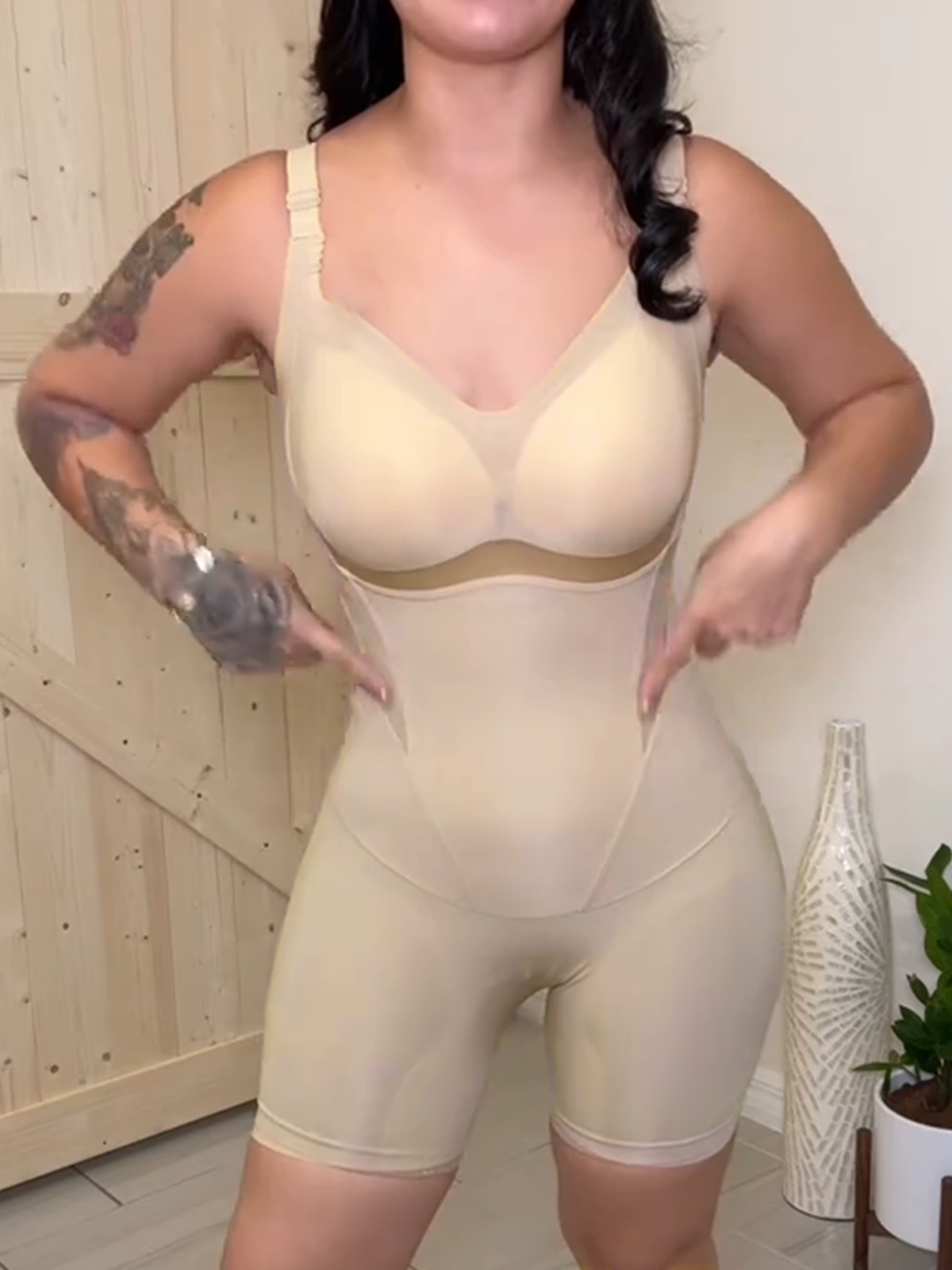 Seamless Ultra Thin Breathable Hip Lifting And Tummy Slimming Shapewear