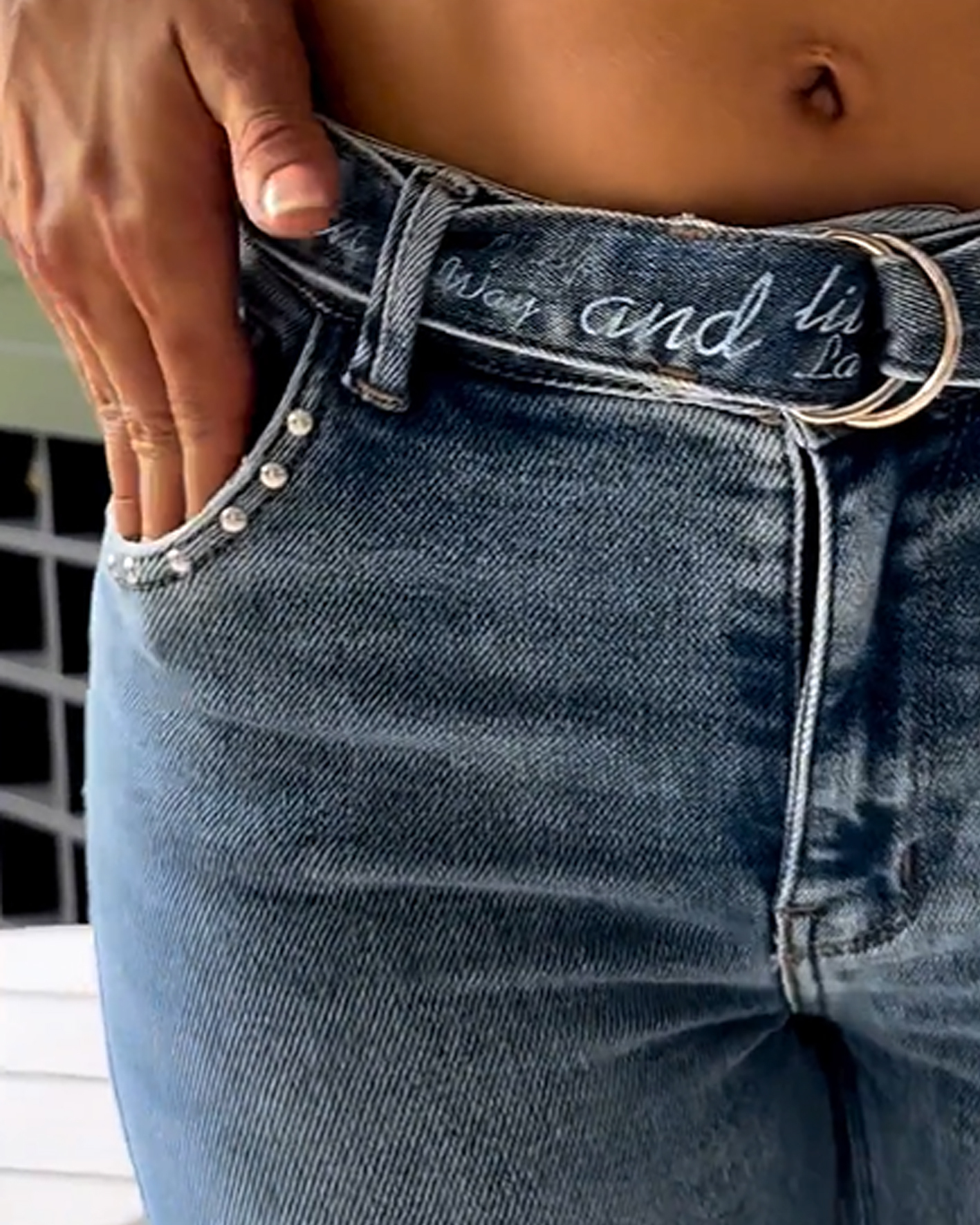 ChicCurve Fashion Heart Skinny Belt Jeans
