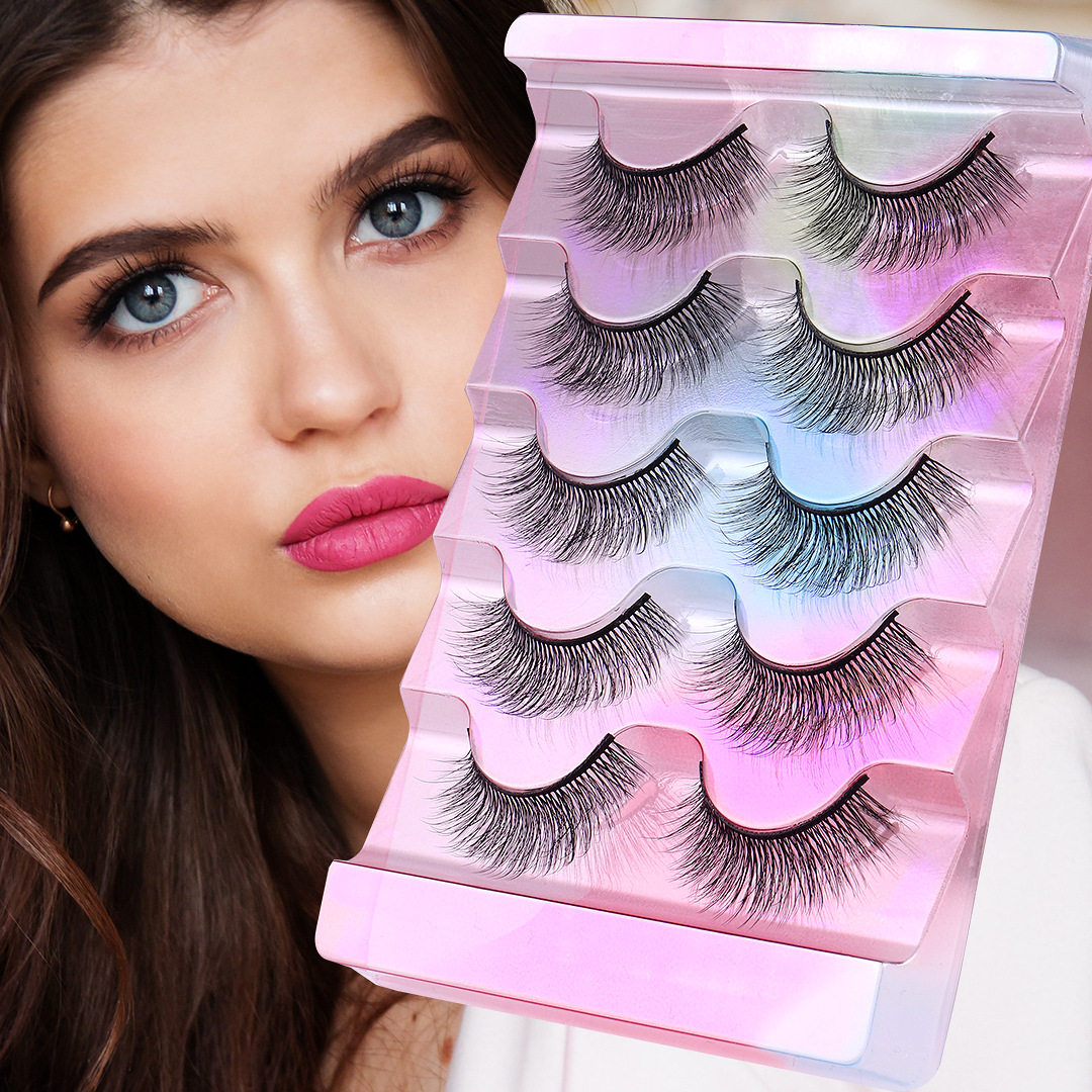 Charming Natural Look Lashes