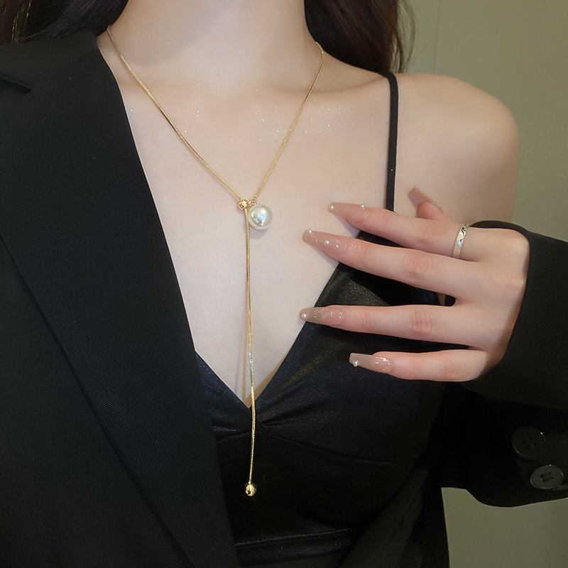 Special offer:AA+ Freshwater Pearl Necklaces(A-Z 26Styles)