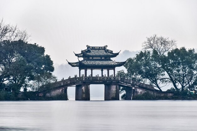 免费风景照片，包含一座老建筑